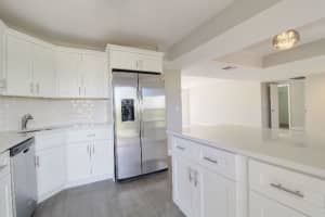 1 Harbourside Dr, Delray Beach, FL 33483, Sold 01/31/18