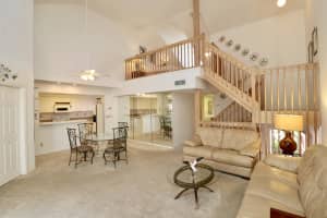 2504 Fairway Dr N, Jupiter, FL 33477, Sold 01/26/18