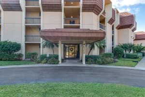 5350 Woodland Lakes Dr, Palm Beach Gardens, FL 33418, Sold 08/29/18