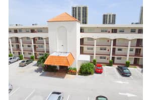 28 Yacht Club Dr, North Palm Beach, FL 33408, Sold 02/20/18