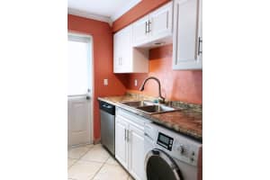 322 N Federal Hwy, Deerfield Beach, FL 33441, Sold 03/09/18