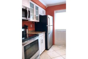 322 N Federal Hwy, Deerfield Beach, FL 33441, Sold 03/09/18