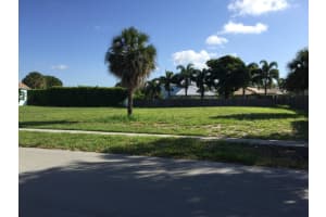 671 SW 17th St, Boca Raton, FL 33486, Sold 03/16/18