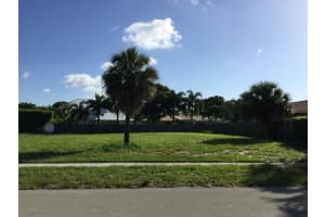 671 SW 17th St, Boca Raton, FL 33486, Sold 03/16/18