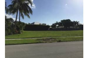 681 SW 17th St, Boca Raton, FL 33486, Sold 03/16/18
