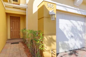 985 Pipers Cay Dr, West Palm Beach, FL 33415, Sold 02/16/18