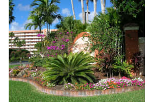 7370 S Oriole Blvd, Delray Beach, FL 33446, Sold 03/30/18