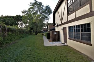 130 Weybridge Cir, Royal Palm Beach, FL 33411, Sold 02/28/18