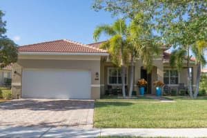 6744 Osage Cir, Greenacres, FL 33413, Sold 02/26/18