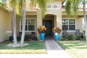 6744 Osage Cir, Greenacres, FL 33413, Sold 02/26/18