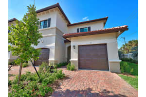 4204 N Dixie Hwy, Oakland Park, FL 33334, Sold 04/20/18