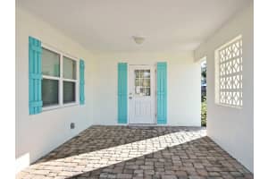 MLS# R10393191, Vero Beach, Florida 32960