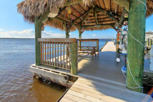 1600 NE Dixie Hwy, Jensen Beach, FL 34957, Sold 04/27/18