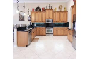 6872 Caviro Ln, Boynton Beach, FL 33437, Sold 03/29/18
