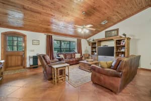 2226 F Rd, Loxahatchee, FL 33470, Sold 02/26/19