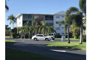 10 SE 13th St APT B4, Boca Raton, FL 33432, Sold 03/12/18