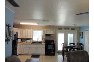 2333 3rd St SW, Vero Beach, FL 32962, Sold 05/22/18