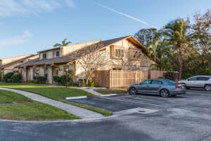 311 Maplecrest Cir, Jupiter, FL 33458, Sold 02/16/18