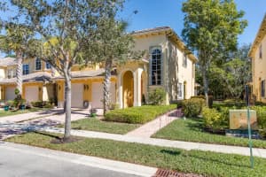 6421 Bella Cir, Boynton Beach, FL 33437, Sold 02/26/18