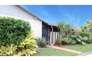 8062 Ambach Way, Hypoluxo, FL 33462, Sold 02/15/18