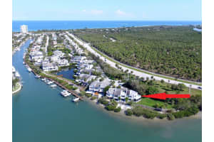 2402 Harbour Cove Dr, Fort Pierce, FL 34949, Sold 07/30/18