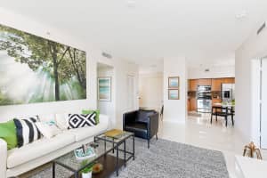 250 NE 3rd Ave, Delray Beach, FL 33444, Sold 04/06/18