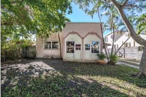 522 Upland Rd, West Palm Beach, FL 33401, Sold 03/08/18