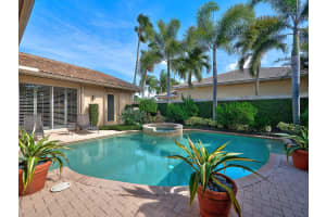 32 Bermuda Lake Dr, Palm Beach Gardens, FL 33418, Sold 04/05/18