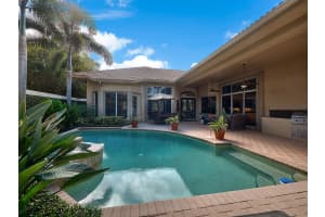 32 Bermuda Lake Dr, Palm Beach Gardens, FL 33418, Sold 04/05/18