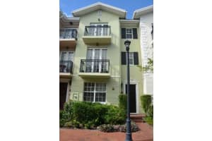 1050 E Heritage Club Cir, Delray Beach, FL 33483, Sold 07/02/18