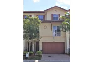 4722 S Prive Cir, Delray Beach, FL 33445, Sold 03/29/18