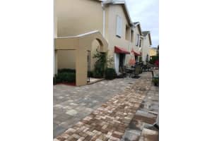 315 Waterside Dr, Hypoluxo, FL 33462, Sold 01/26/18