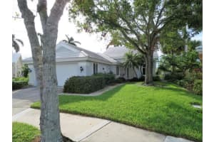 2339 Cypress Tree Cir, West Palm Beach, FL 33409, Sold 08/20/18