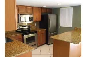 511 Sandtree Dr, Palm Beach Gardens, FL 33403, Sold 02/15/18