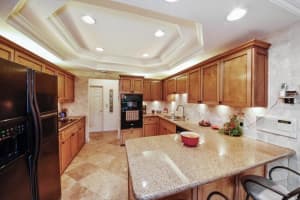 5584 N Ocean Blvd #33f, Boynton Beach, FL 33435, Sold 04/30/18