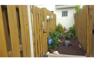 639 Executive Center Dr, West Palm Beach, FL 33401, Sold 03/12/18