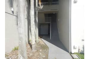 2851 N Oakland Forest Dr, Oakland Park, FL 33309, Sold 03/21/18