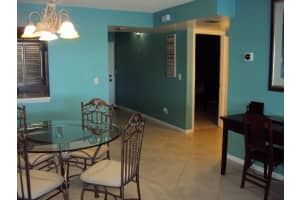 313 Lake Cir APT 311, North Palm Beach, FL 33408, Sold 02/20/18