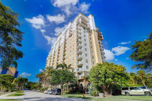 616 Clearwater Park Rd, West Palm Beach, FL 33401, Sold 09/28/18