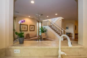 125 Las Brisas Cir, Hypoluxo, FL 33462, Sold 03/20/18