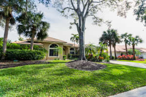 649 SW Lighthouse Dr, Palm City, FL 34990, Sold 05/08/18