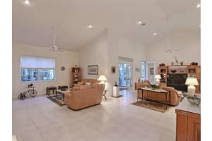 MLS# R10398056, Vero Beach, Florida 32963