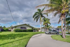 6851 Kingston Dr, Lake Worth, FL 33462, Sold 03/21/18