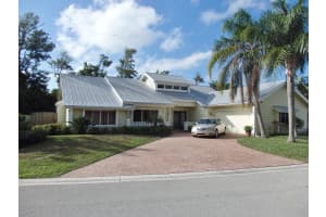 10330 SE Jupiter Narrows Dr, Hobe Sound, FL 33455, Sold 03/01/18