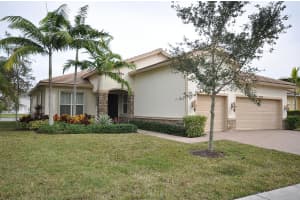8192 Butler Greenwood Dr, Royal Palm Beach, FL 33411, Sold 05/11/18