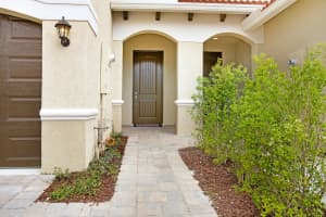 375 SE 1st Way, Deerfield Beach, FL 33441, Sold 05/31/18