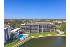 11370 12 Oaks Way, North Palm Beach, FL 33408, Sold 06/01/18