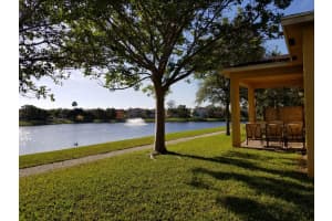 868 Fieldstone Way, West Palm Beach, FL 33413, Sold 04/16/18