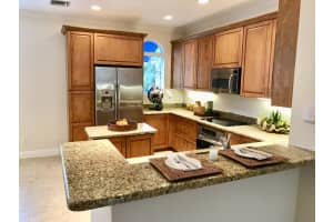 805 Estancia Wy, Boynton Beach, FL 33435, Sold 02/22/18