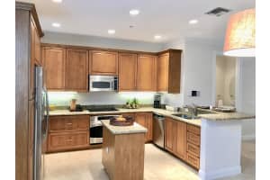 805 Estancia Wy, Boynton Beach, FL 33435, Sold 02/22/18